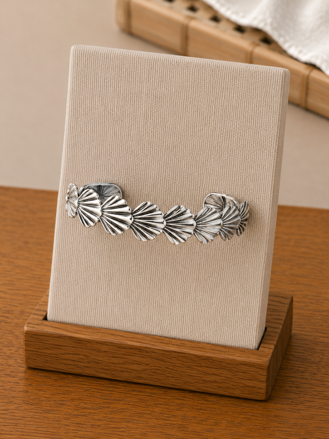 BRAZALETE ACERO CONCHAS