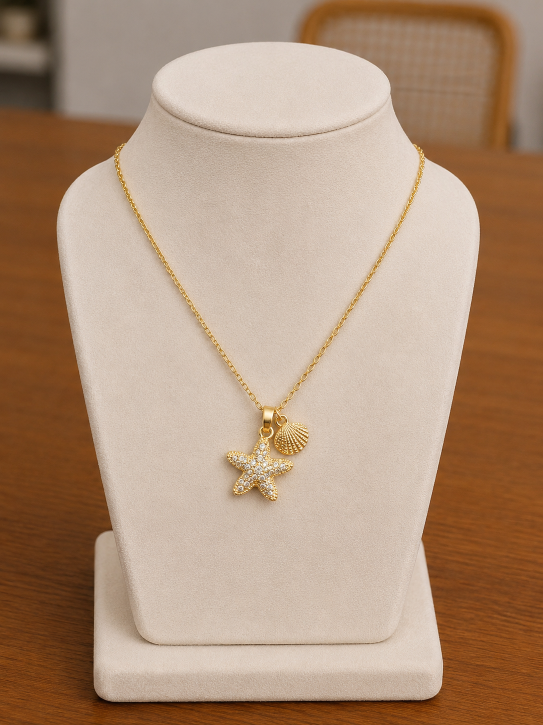 CADENA ACERO DORADA ESTRELLA CONCHA